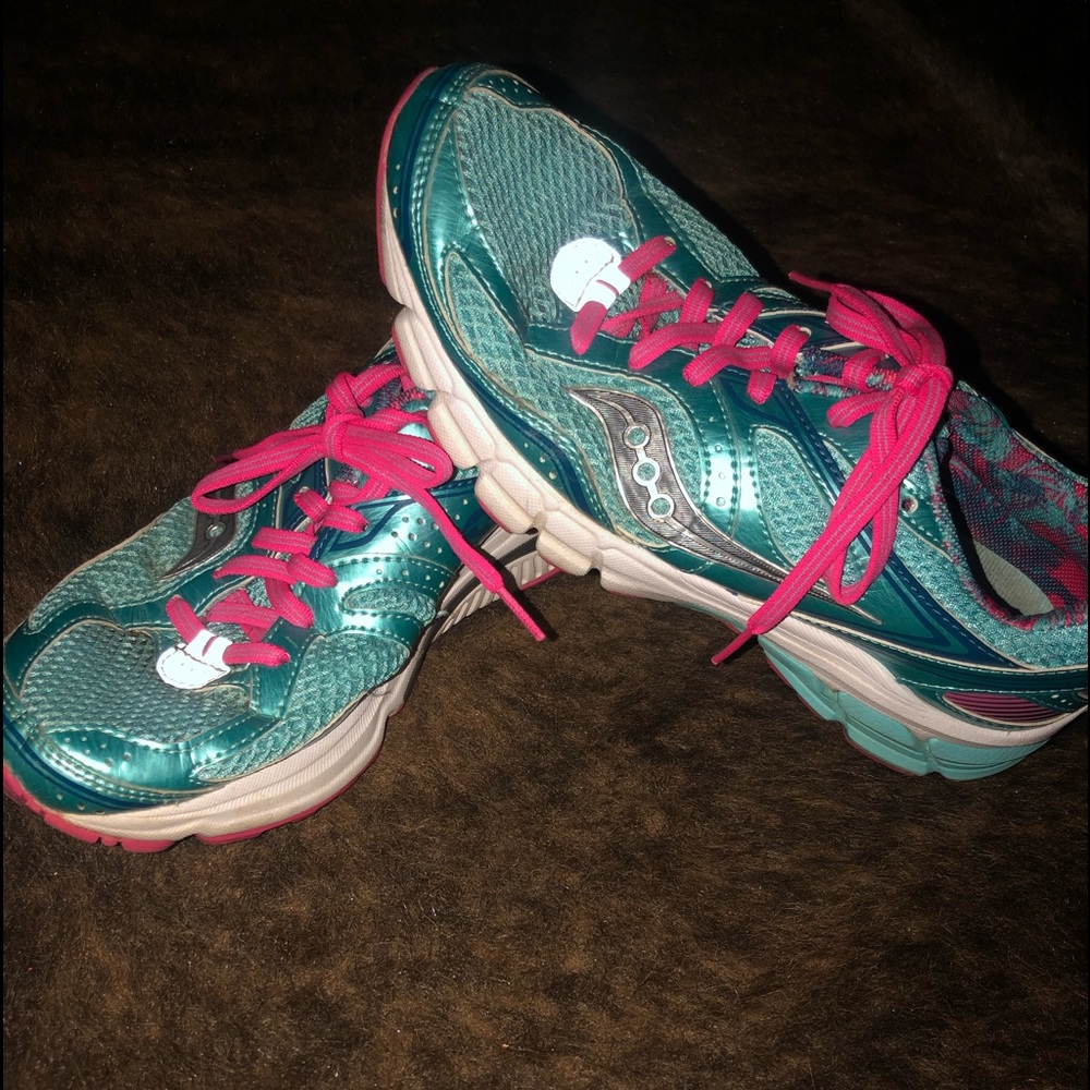 ASICS women’s running shoes